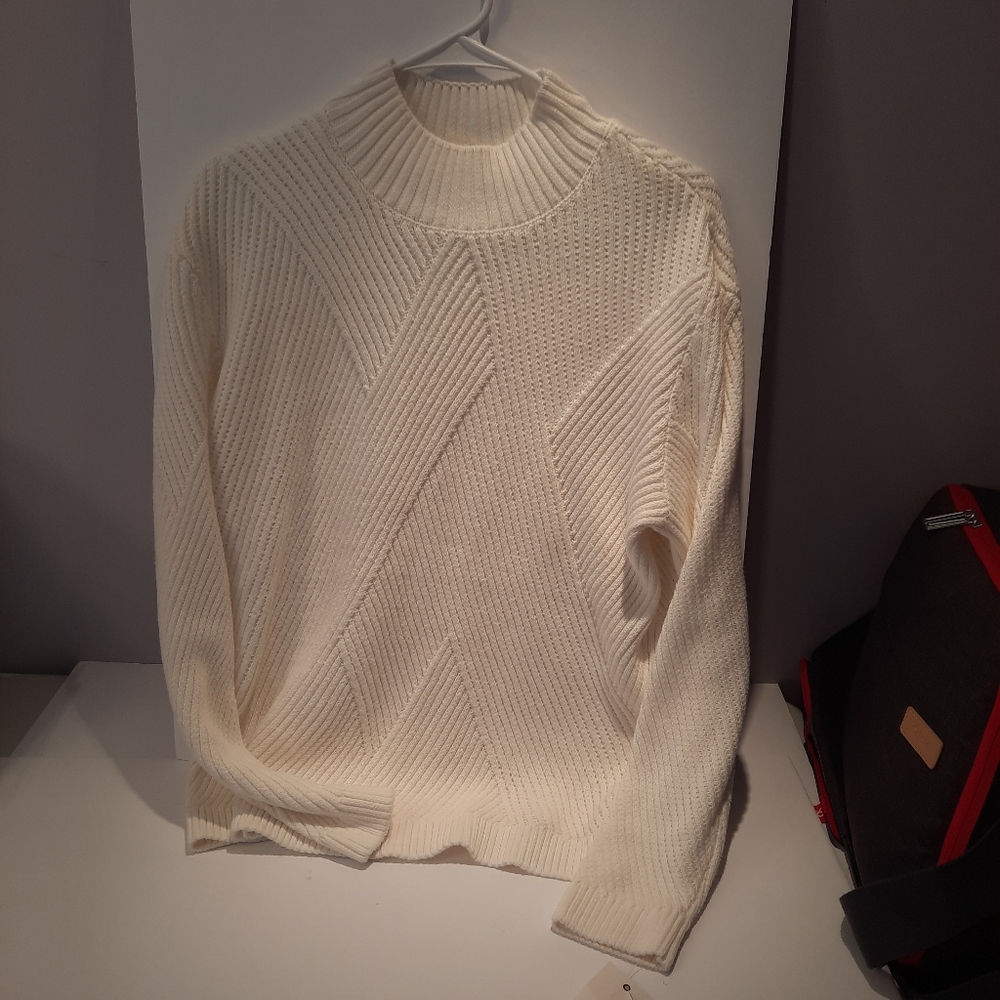 Womens White Sweater Ophelia Roe Sz L